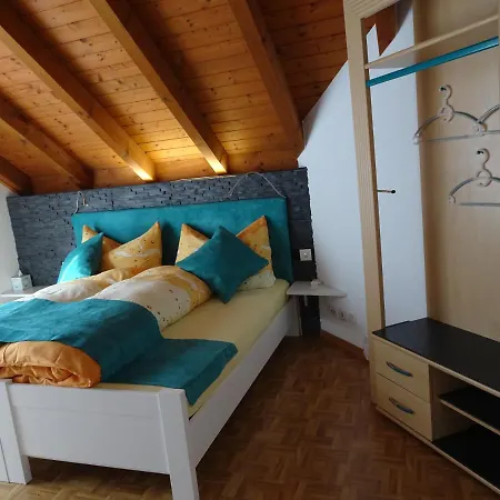 Hartenfels 73 Nocleg ze śniadaniem *
